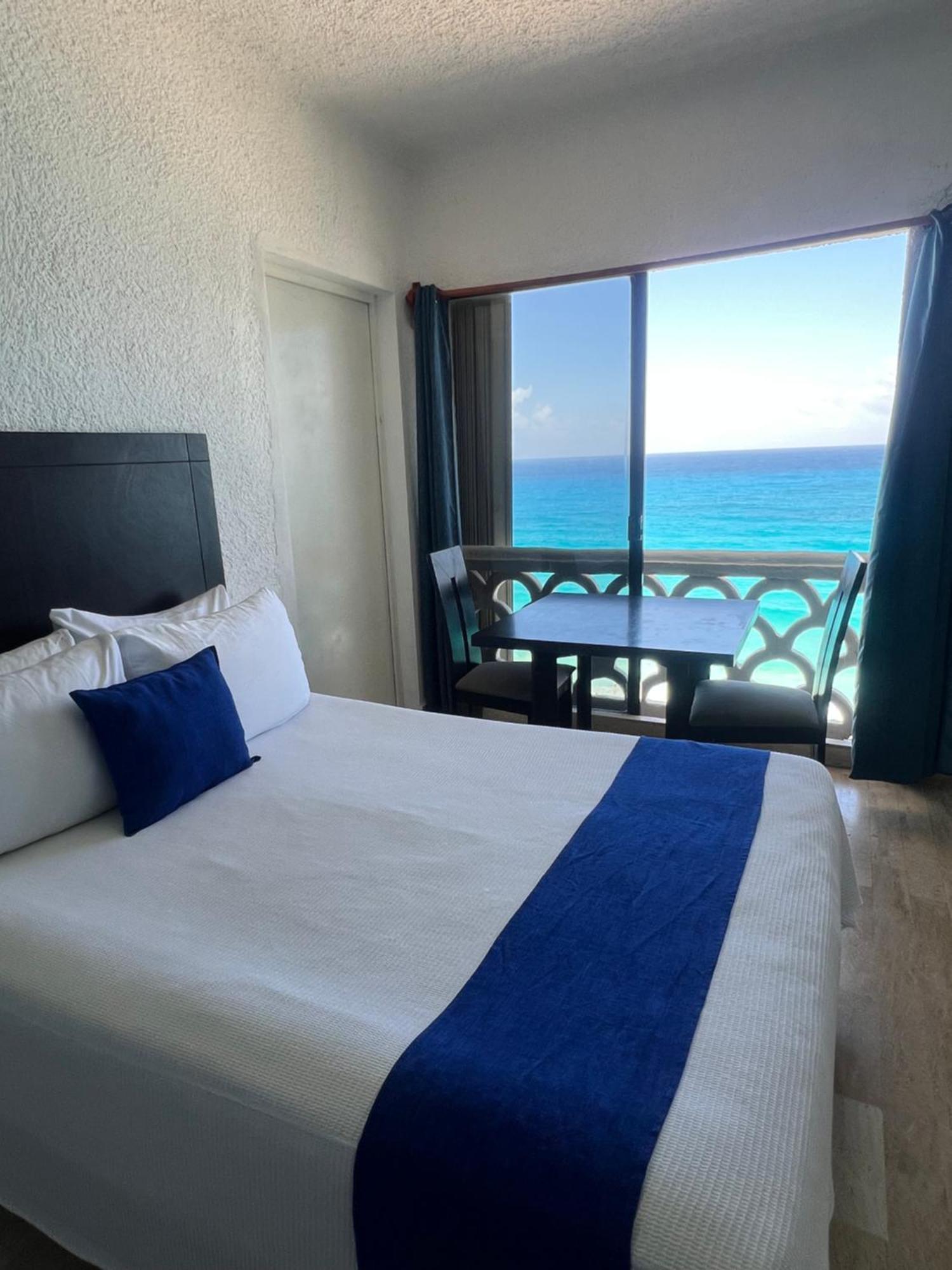 “Magic Sunrise At Cancun” 外观 照片